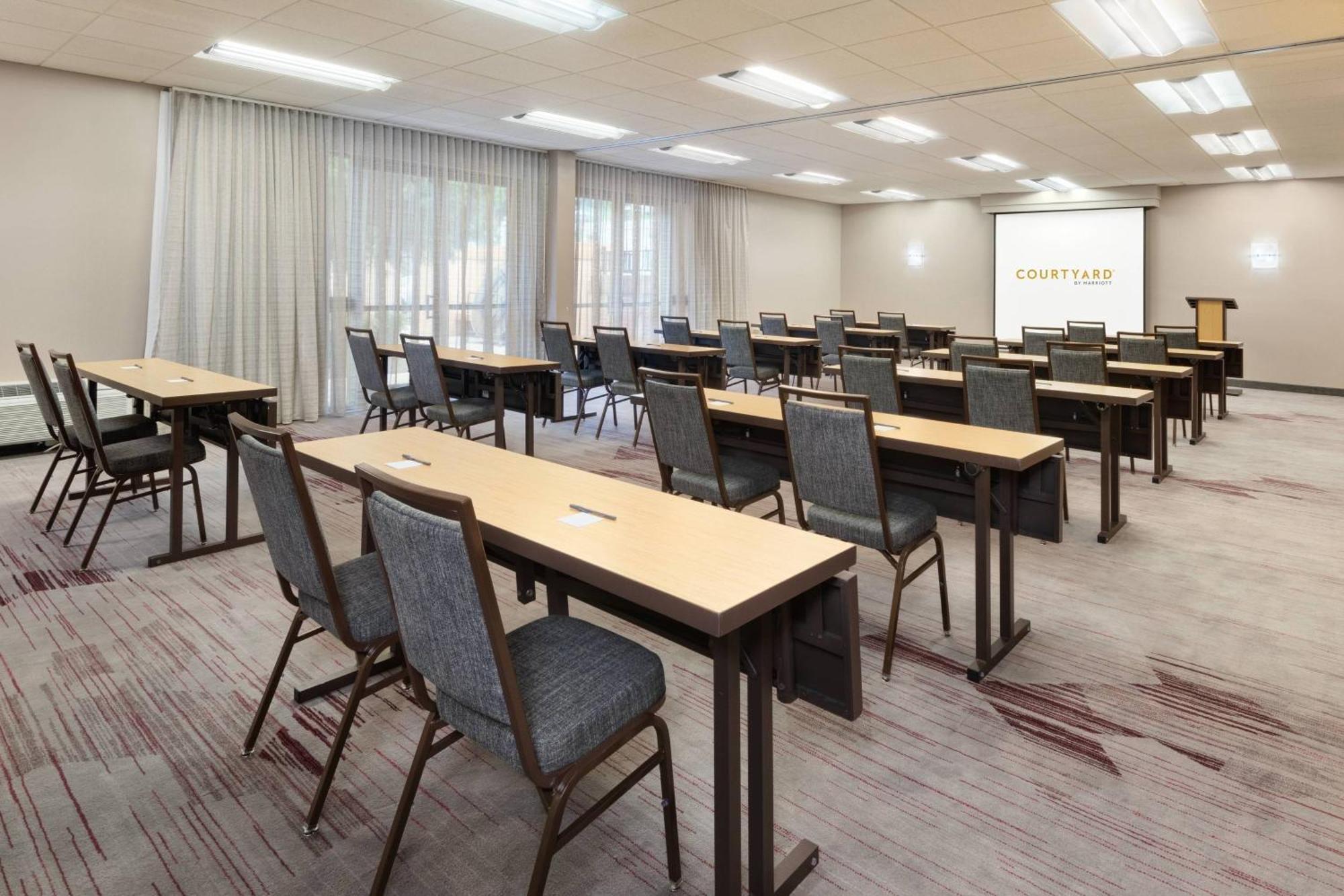 Hotel Courtyard By Marriott Atlanta Executive Park/Emory Extérieur photo