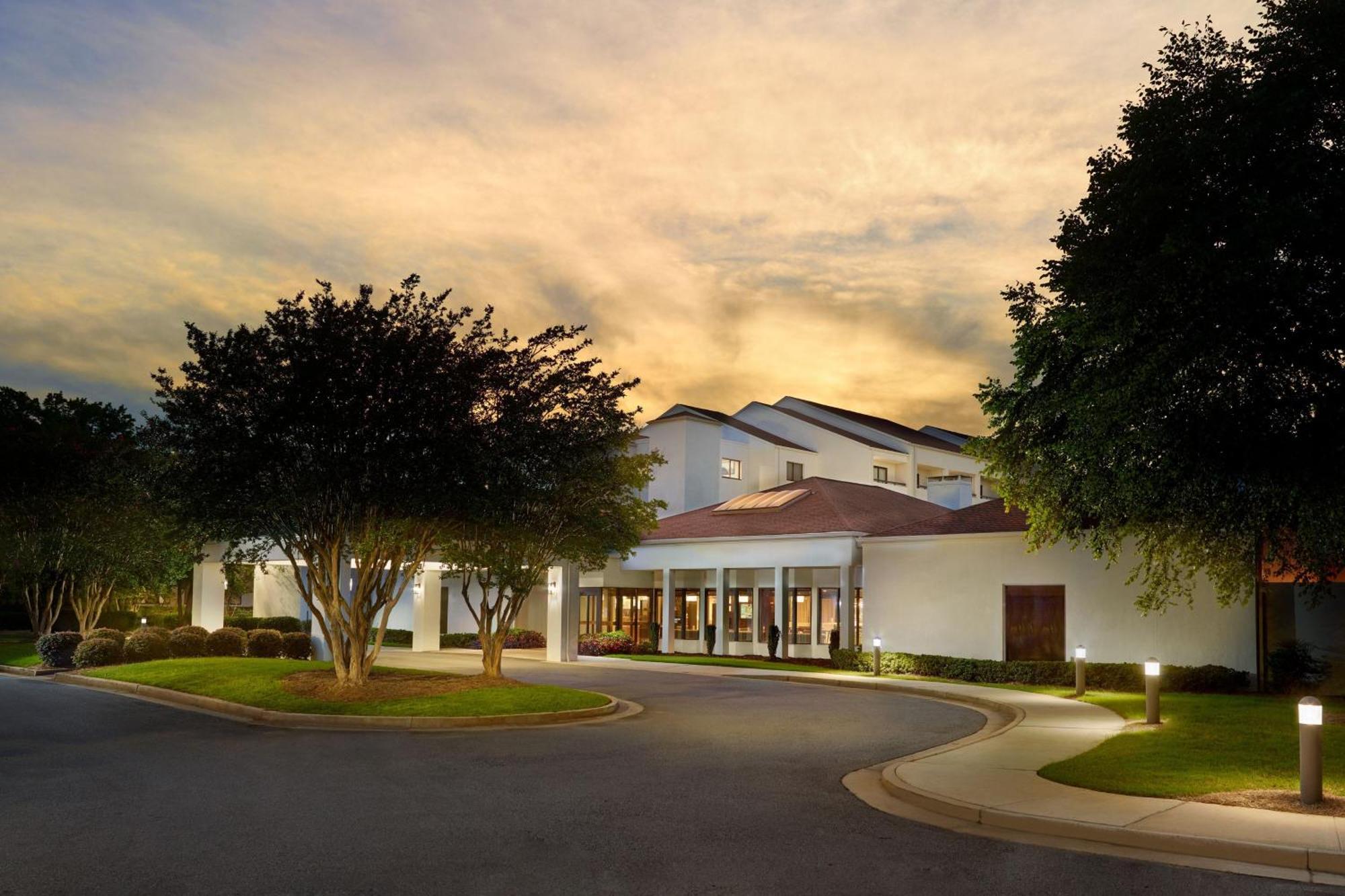 Hotel Courtyard By Marriott Atlanta Executive Park/Emory Extérieur photo